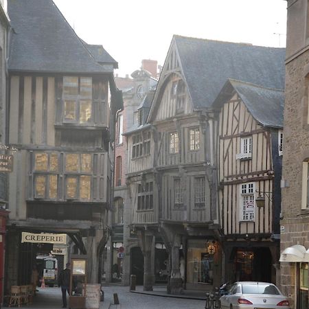 Le Medieval - Hotel Le Challonge Dinan Exterior foto